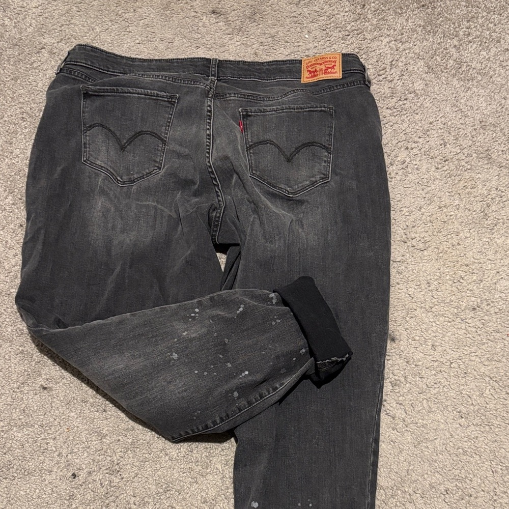 Levi's Women’s Dark Gray Relaxed Jeans